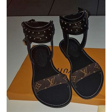 nomad sandalen louis vuitton|louis vuitton sandals.